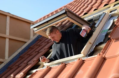 Pose de fenêtres de toit Velux à Chermisey